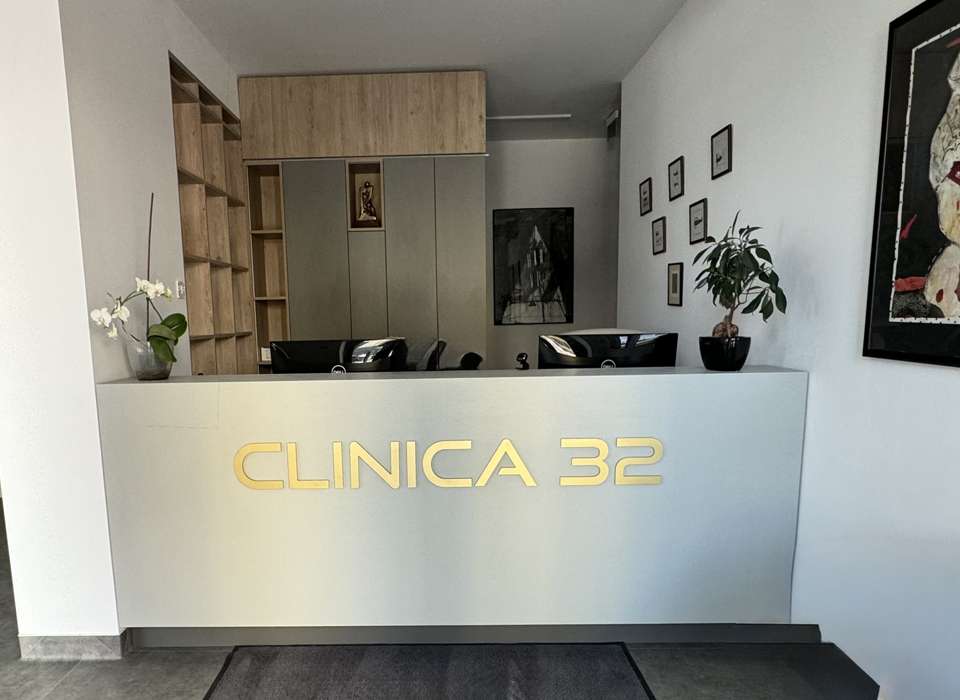 Clinica 32